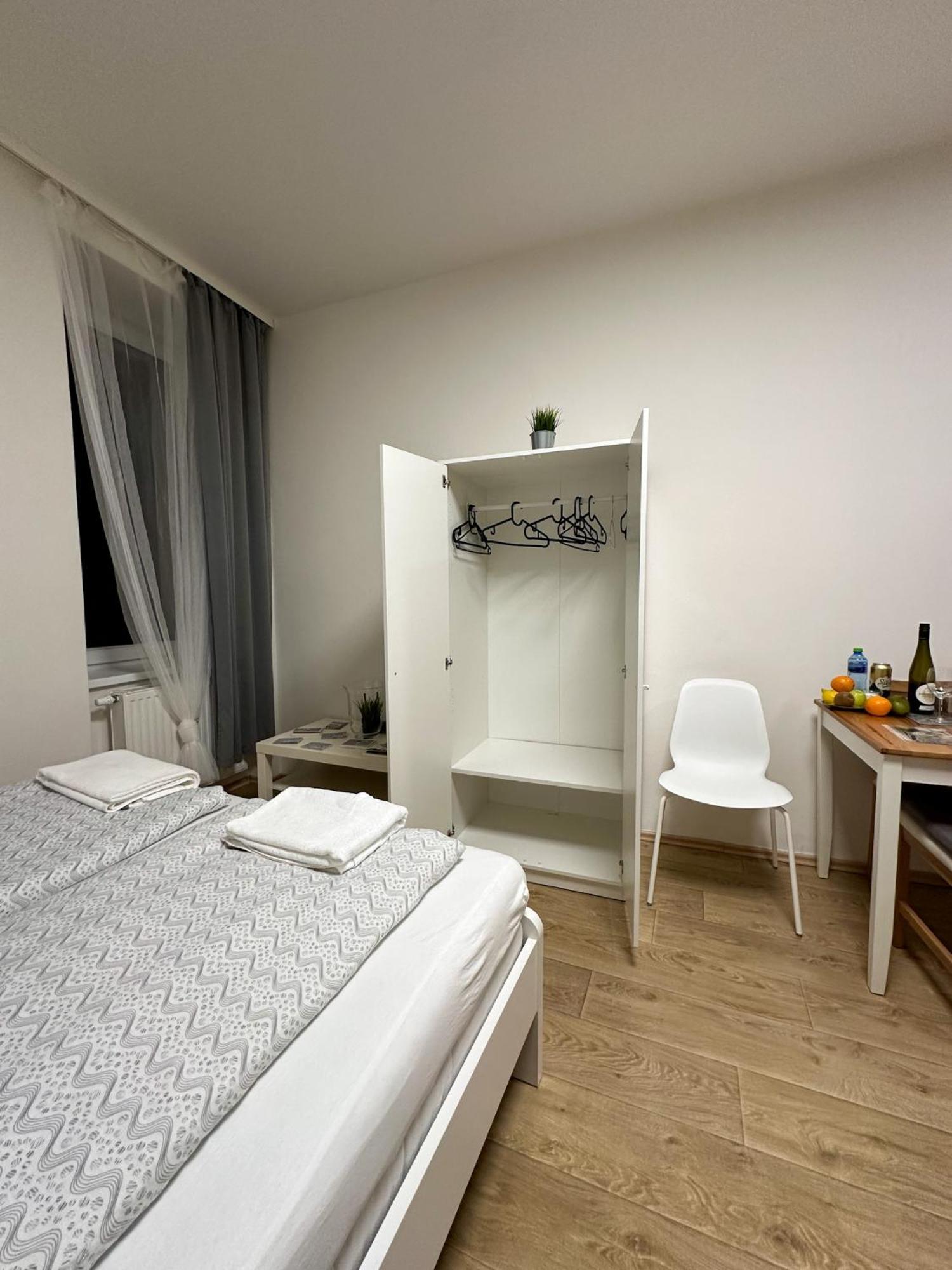 Haas Apartments Downtown With Parking Брно Екстер'єр фото