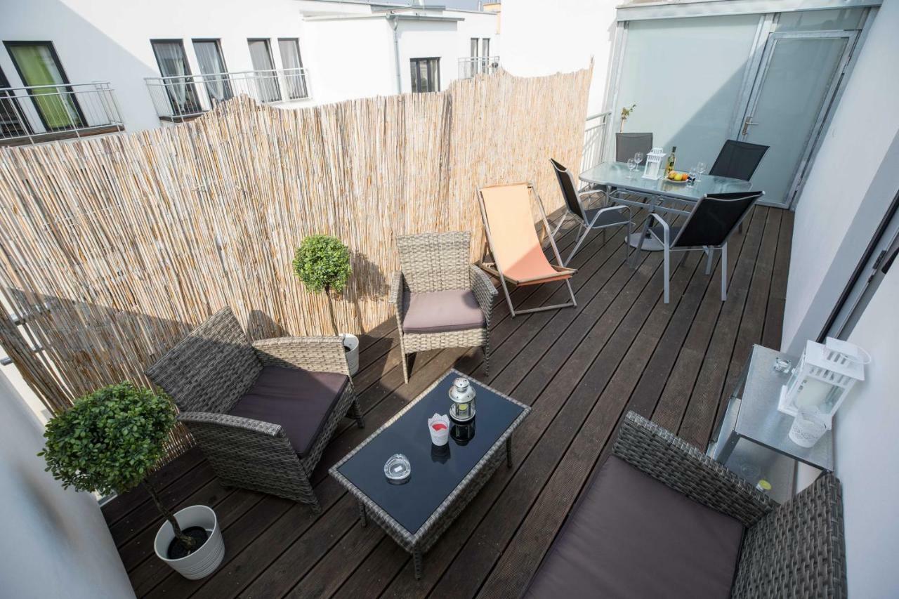 Haas Apartments Downtown With Parking Брно Екстер'єр фото